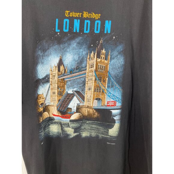 Vintage Tower Bridge London Graphic T-Shirt Black Mens Size XL Zip it - Picture 4 of 7